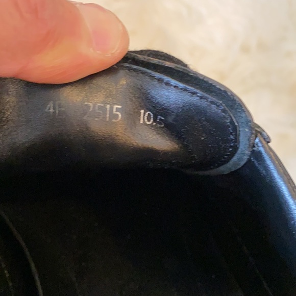 Shoes - Picture 3 of 6